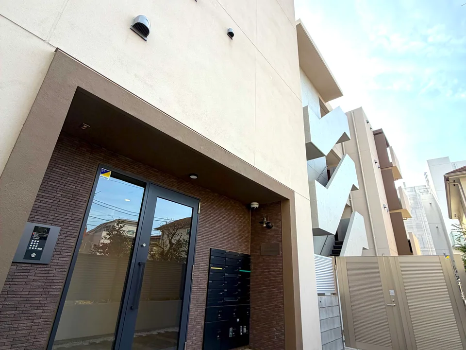 Building Exterior1