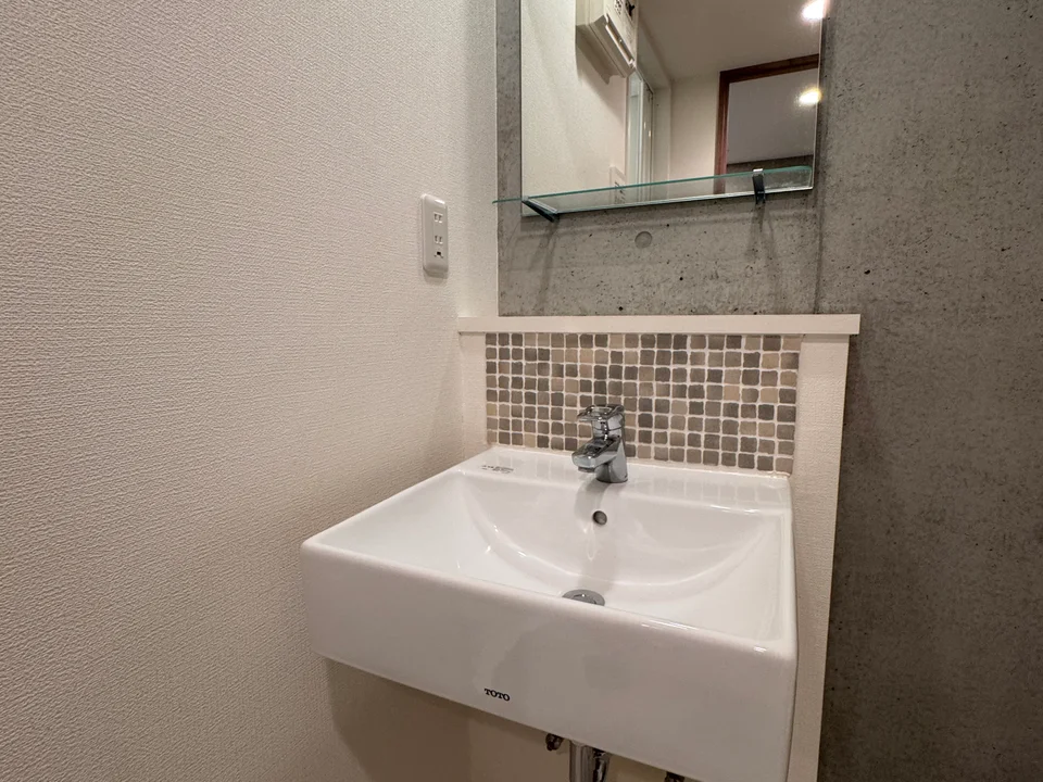 Powder Room1