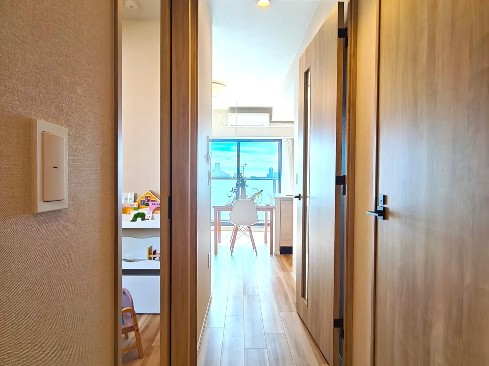 hallway1