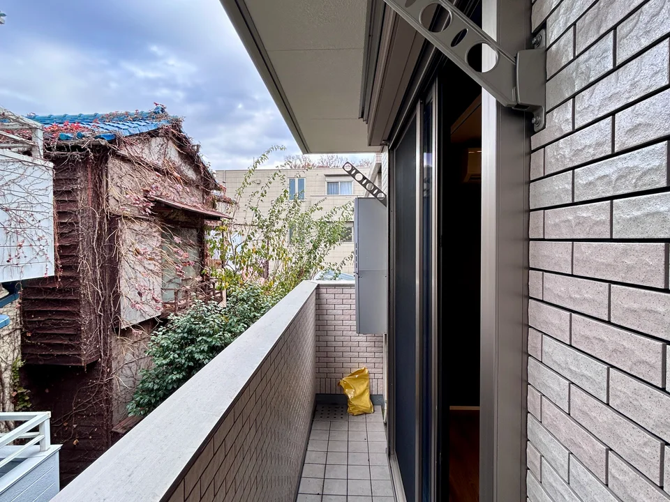 Balcony1