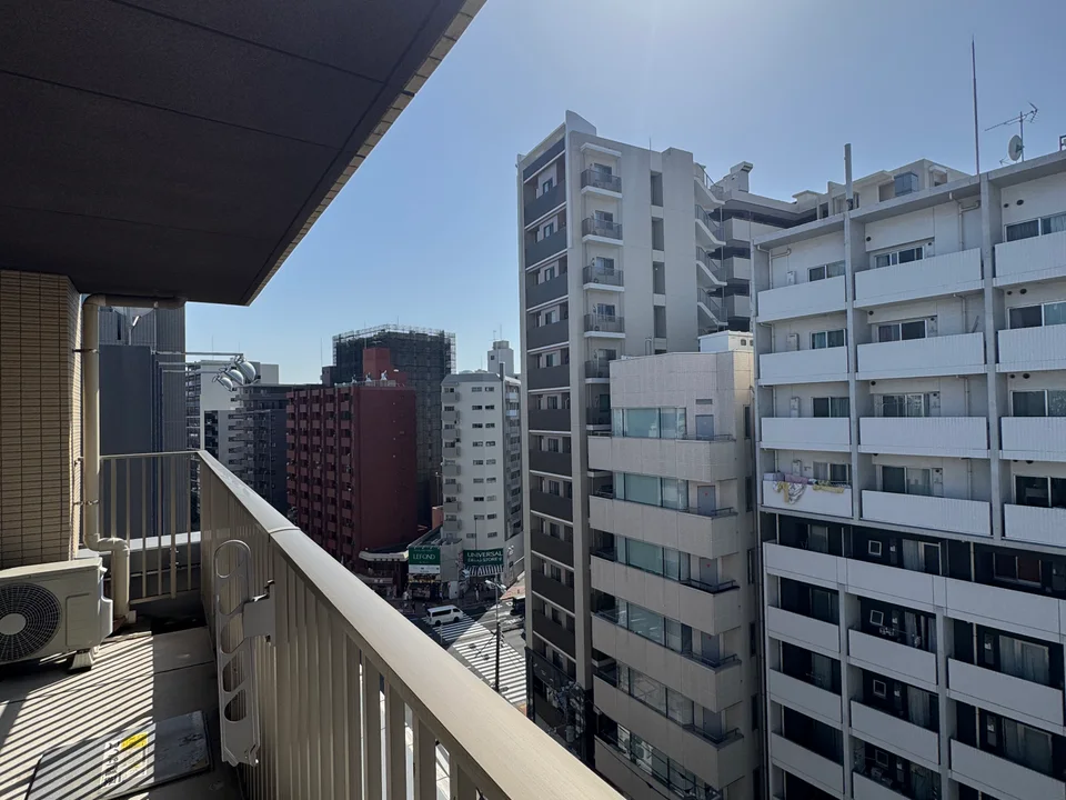 Balcony1