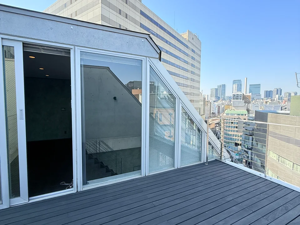 Balcony1