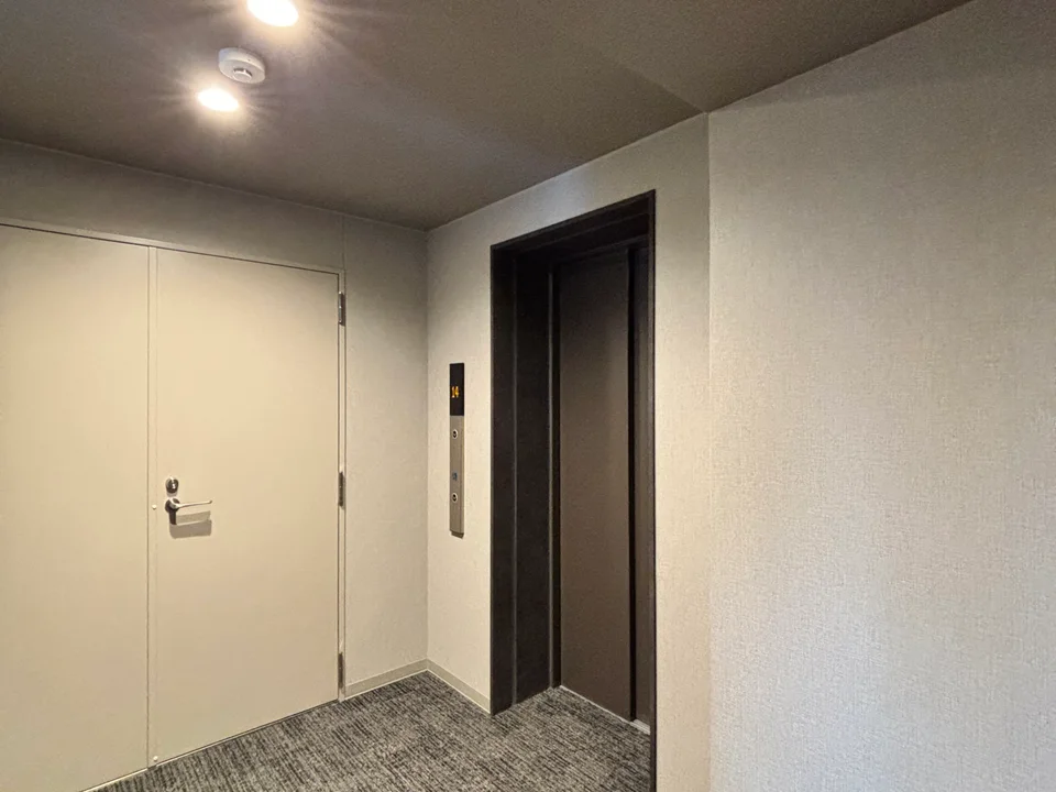 Elevator1