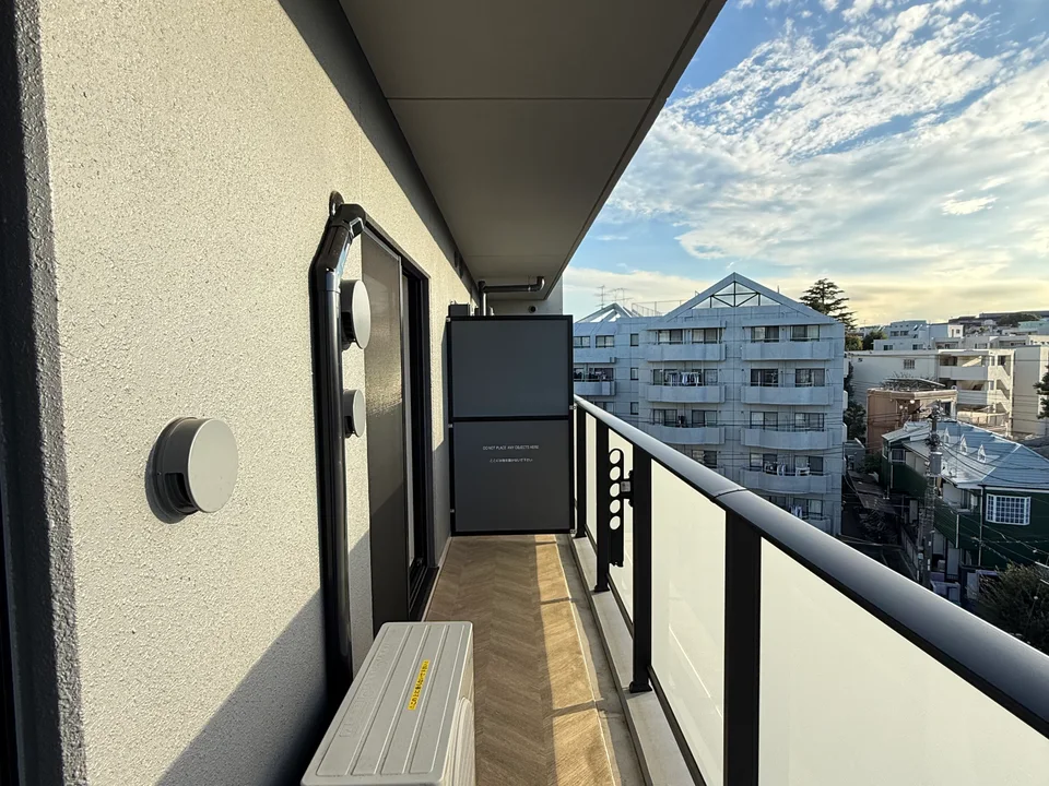 Balcony1