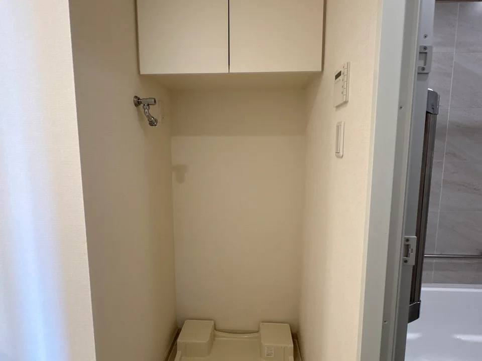 Washer space