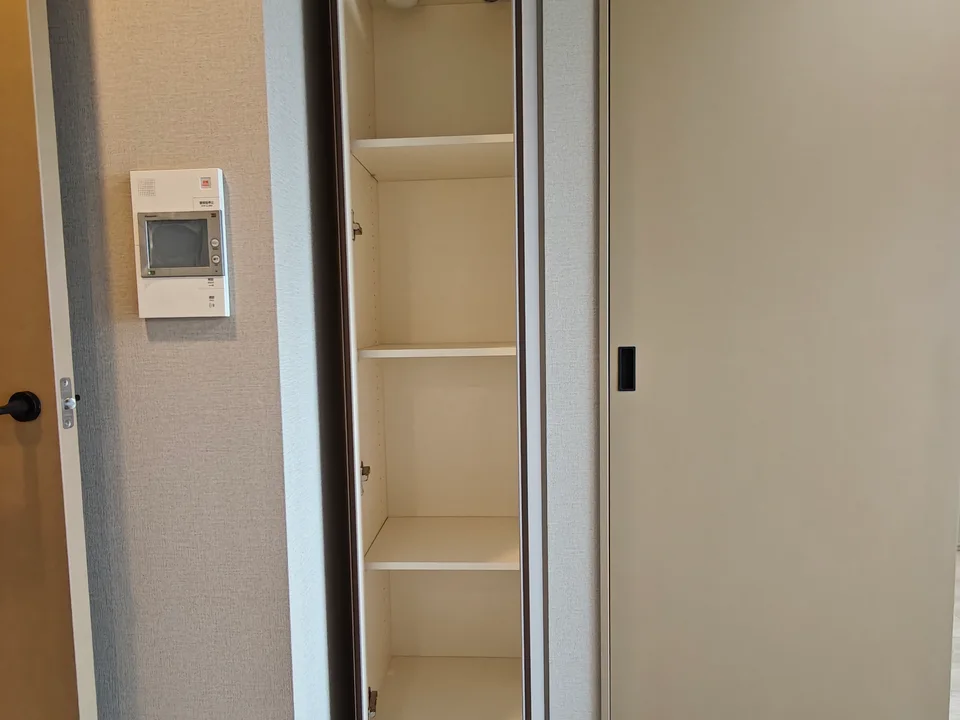 Storage1