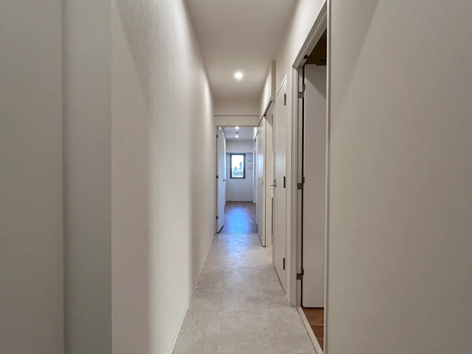 Hallway1