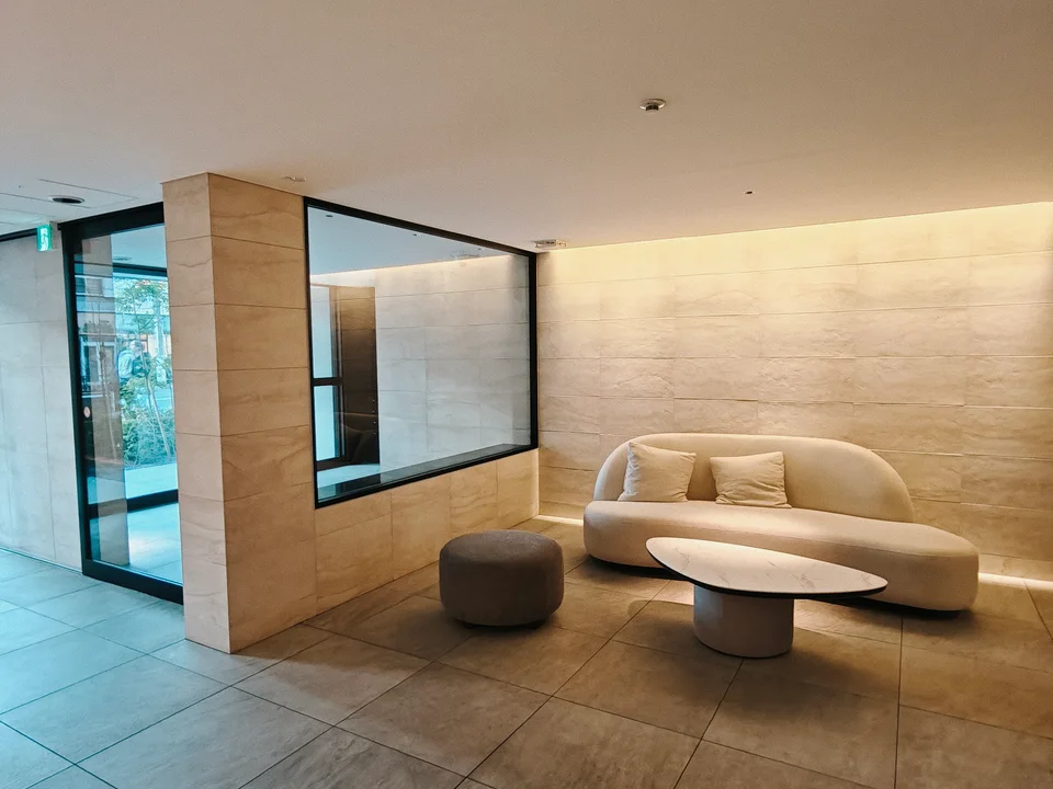 Shared Entrance1