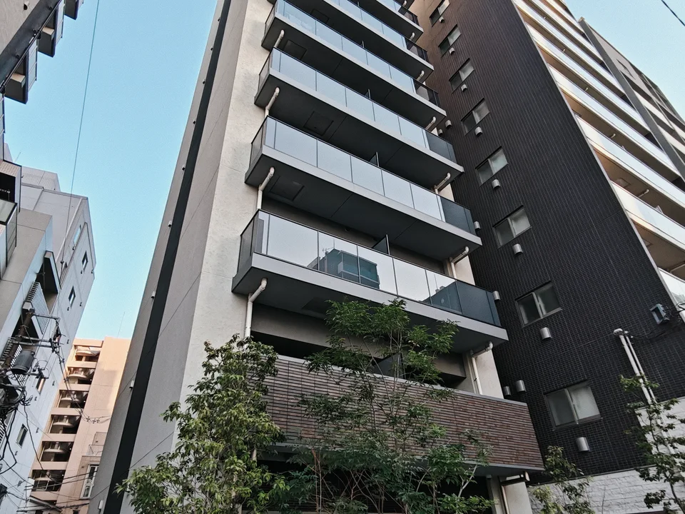 Building Exterior1