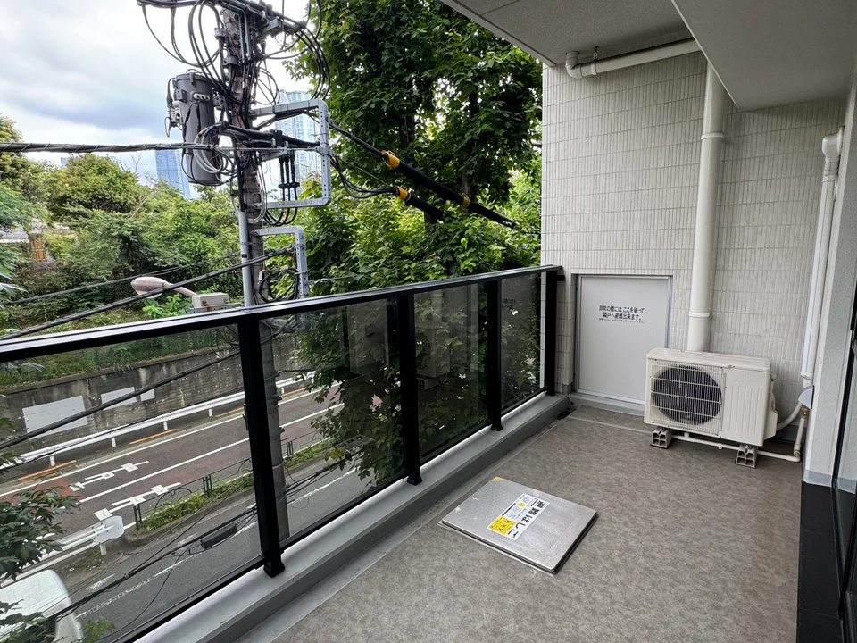 Balcony1