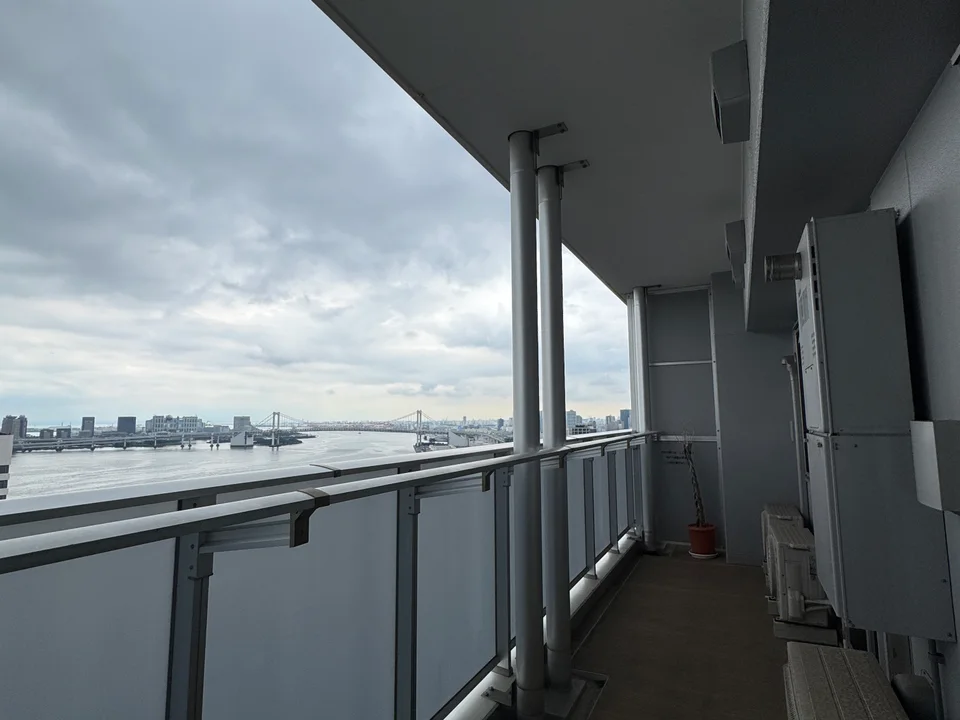 Balcony1
