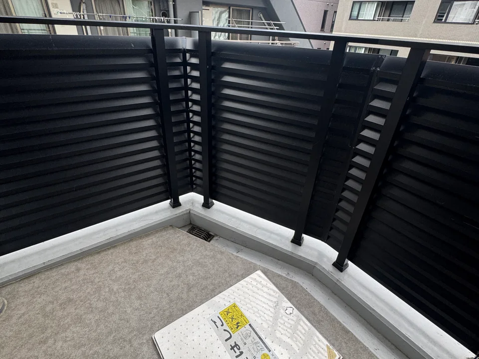 Balcony1