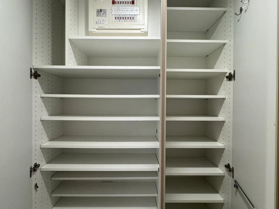 Shoe Storage1