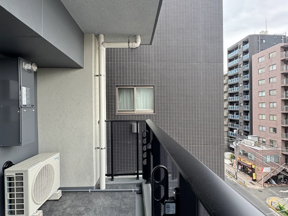 Balcony1