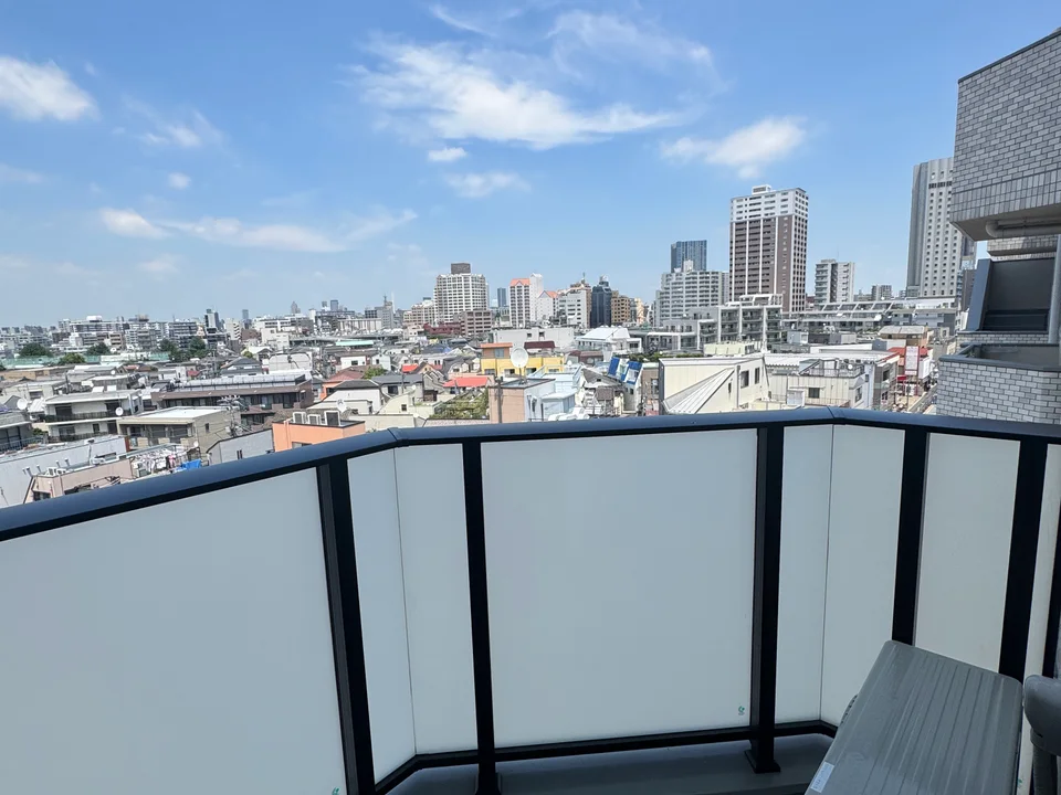 Balcony2
