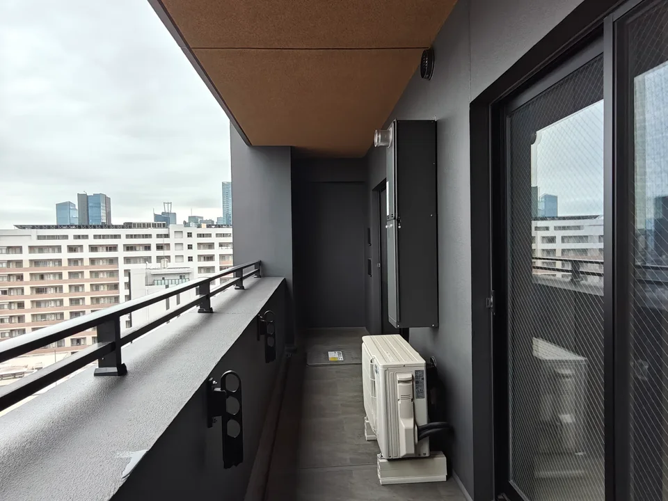 Balcony1