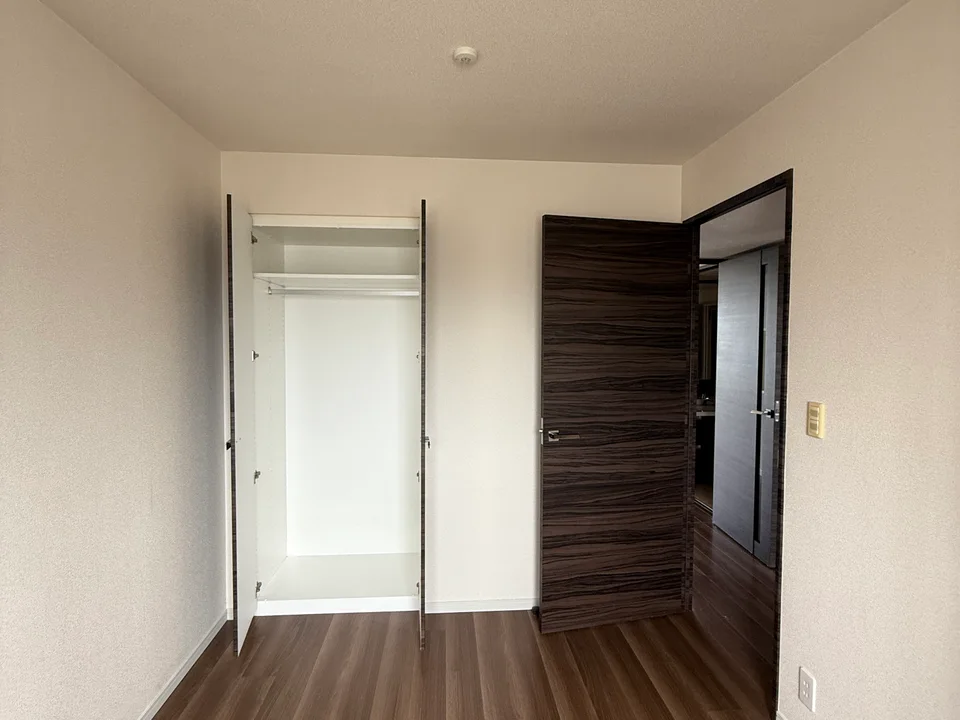 Bedroom2