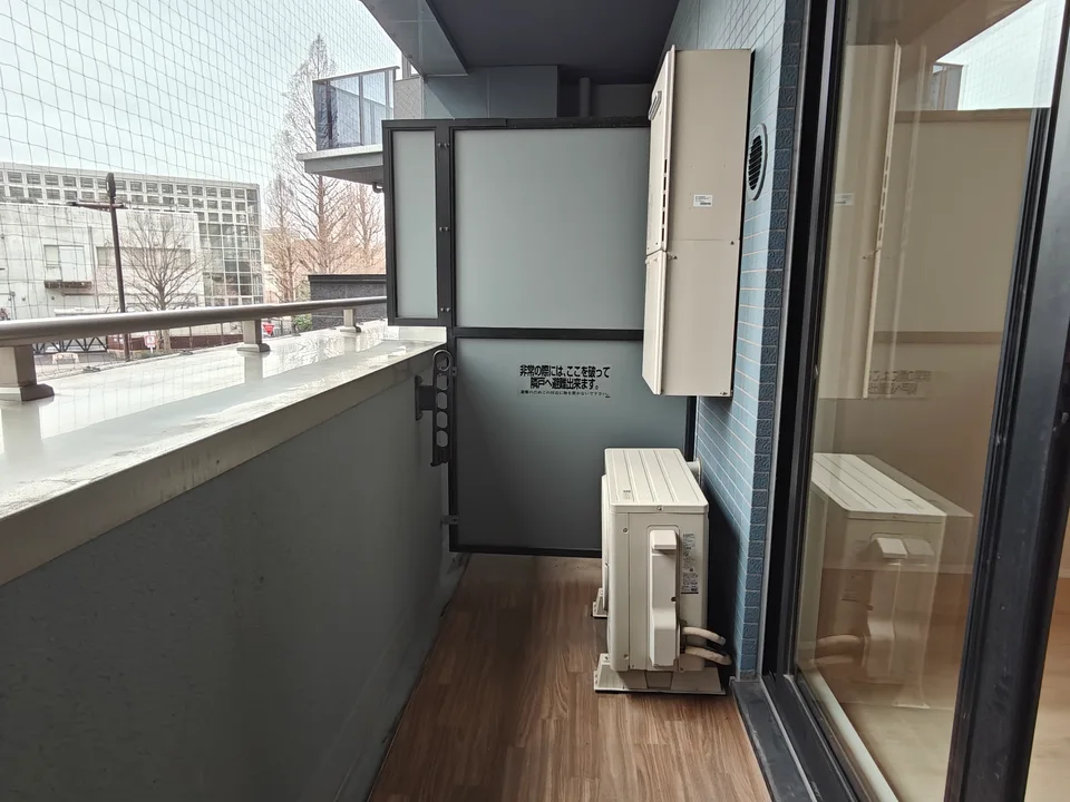 Balcony1