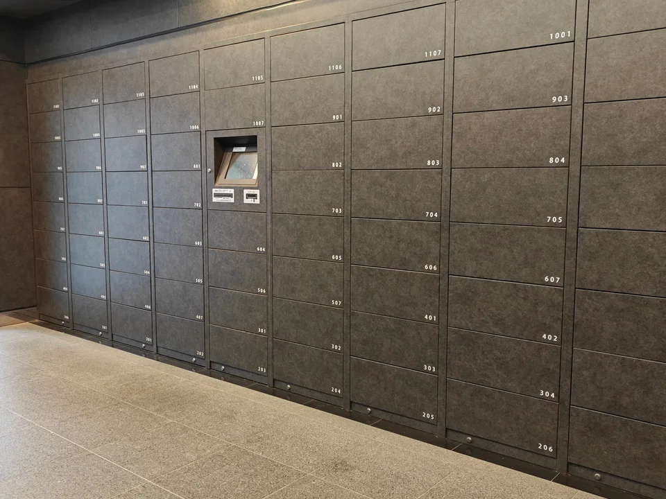 Parcel Delivery Box1