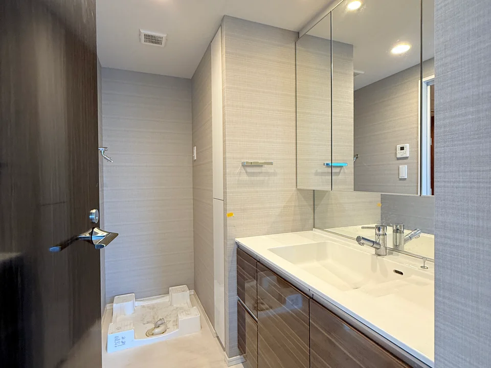 Powder Room1