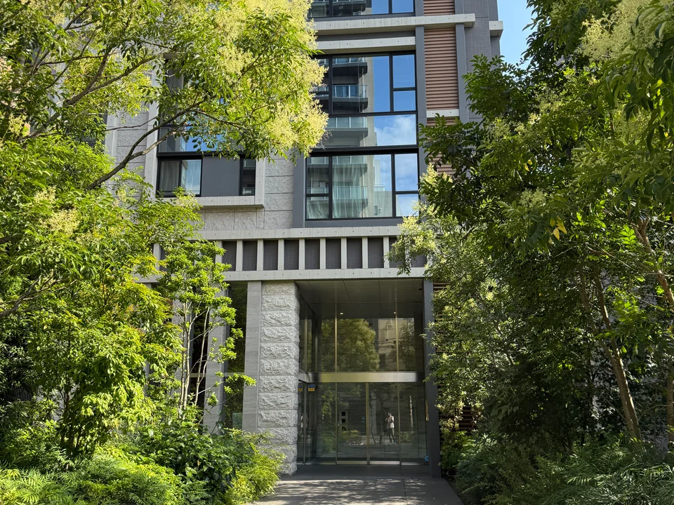 Building Exterior1
