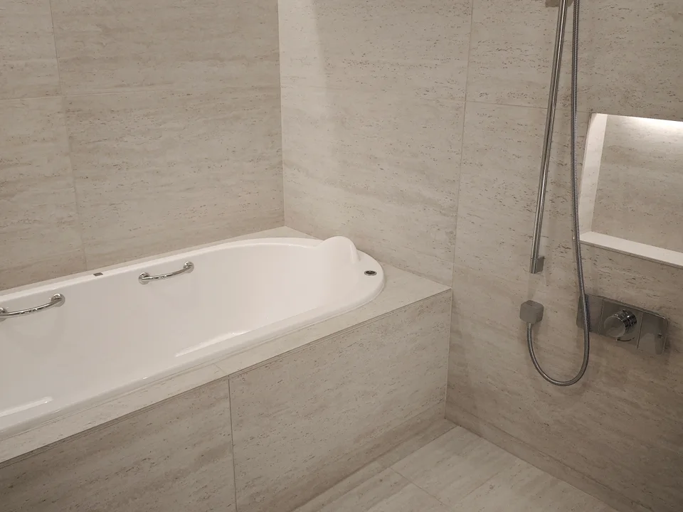 Bathroom1