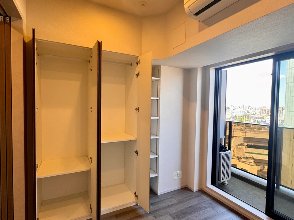 Closet