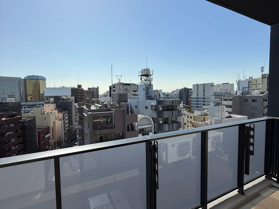 Balcony2