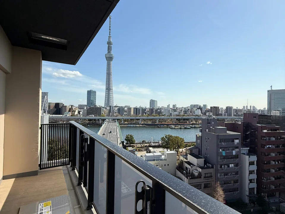 Balcony2