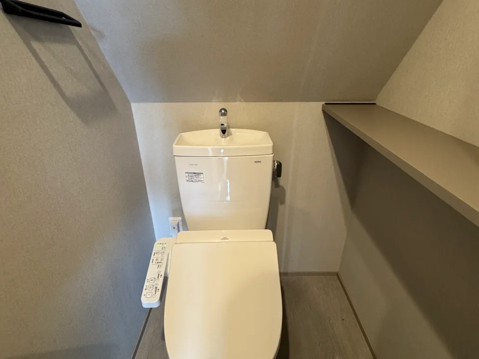 Toilet
