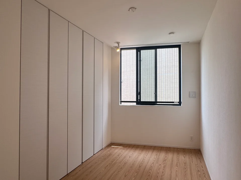 Bedroom2