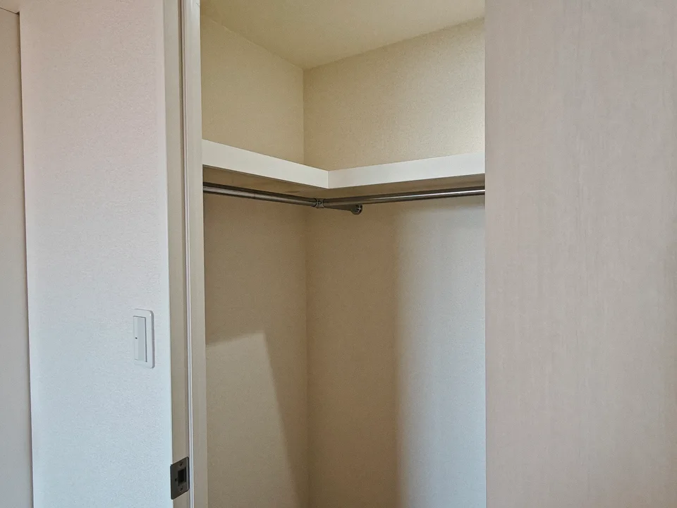 Walk in Closet