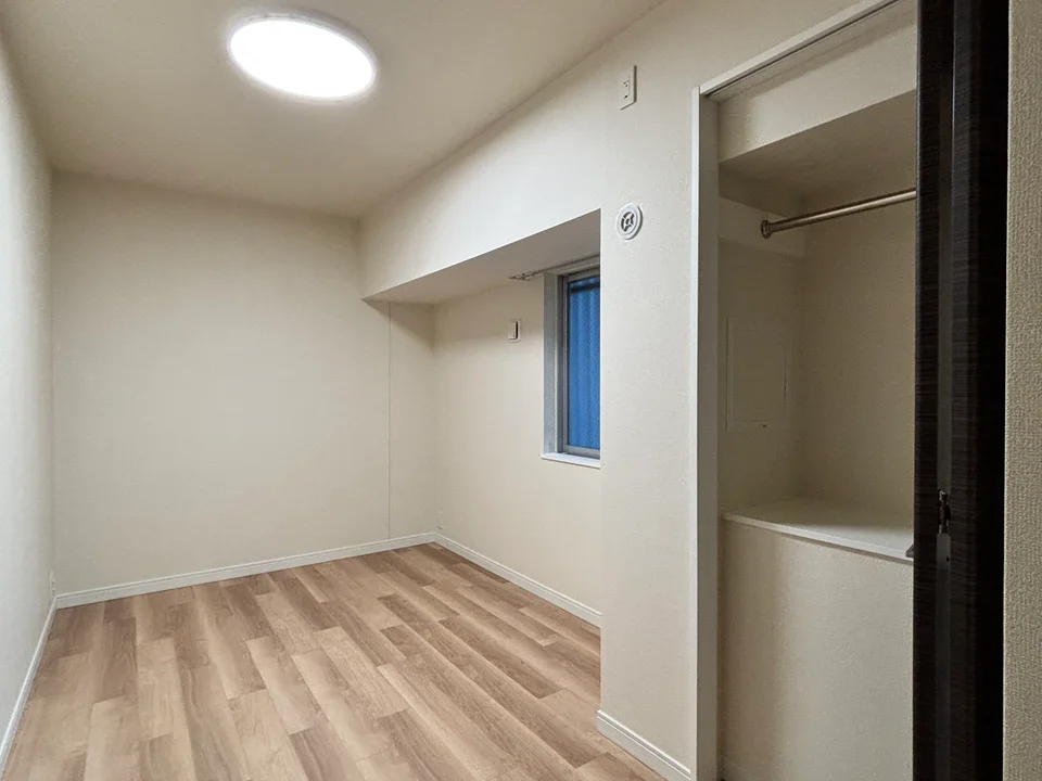 Bedroom2