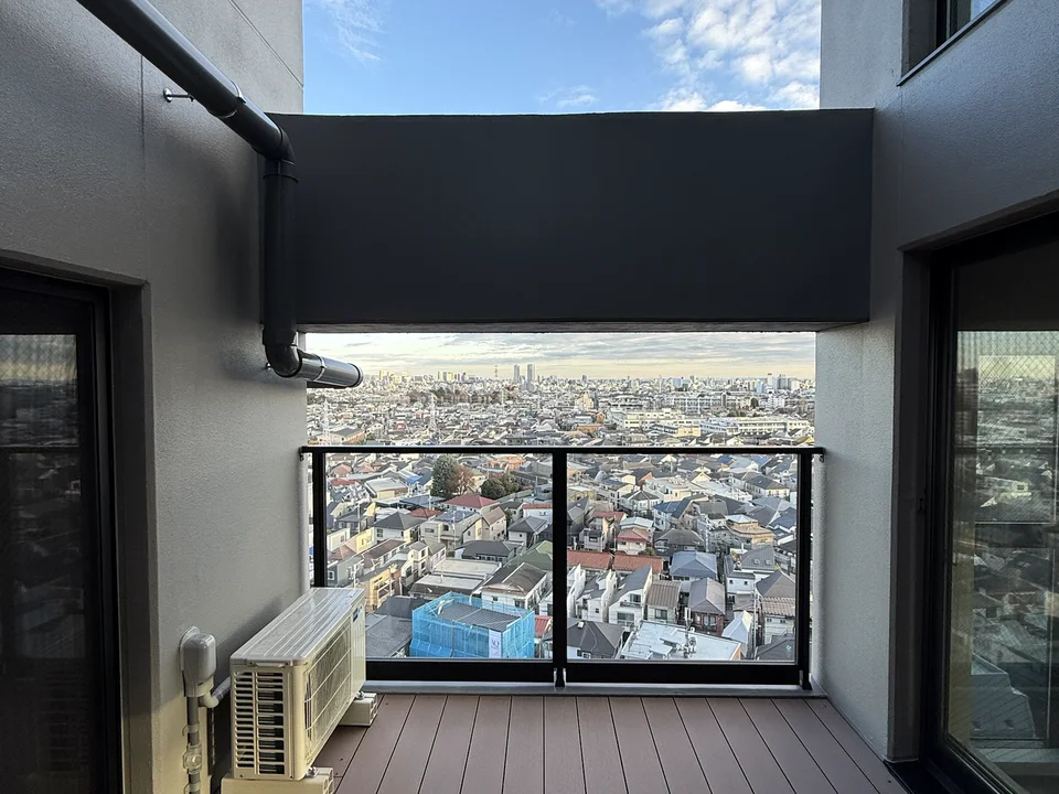 Balcony1