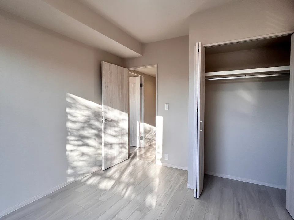 Bedroom2