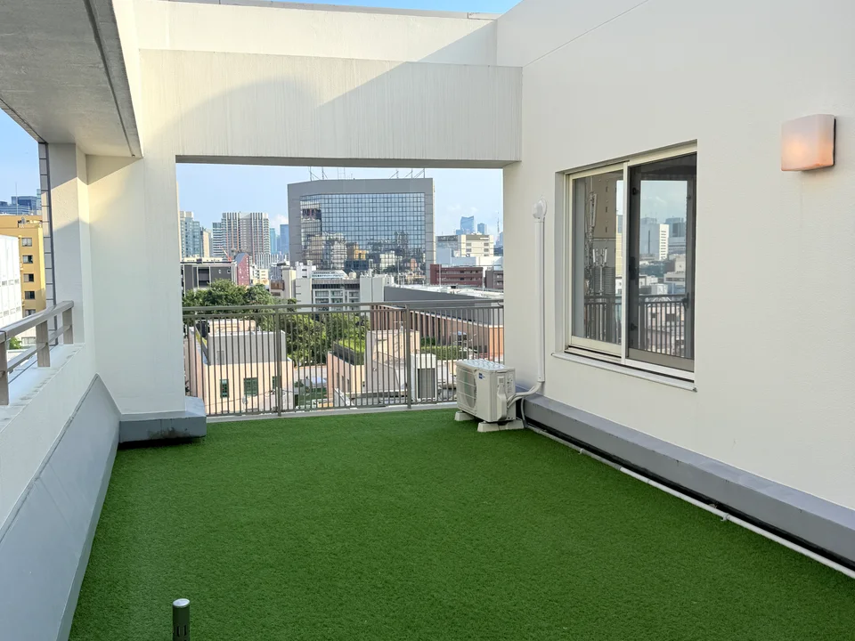 Balcony1