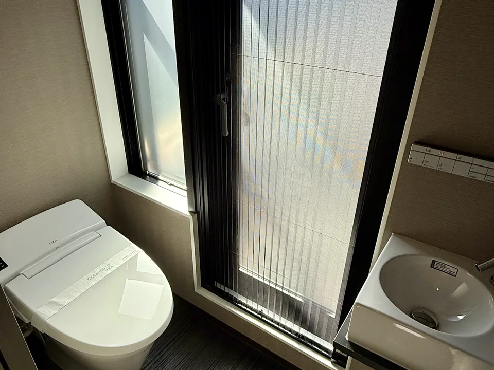Toilet1