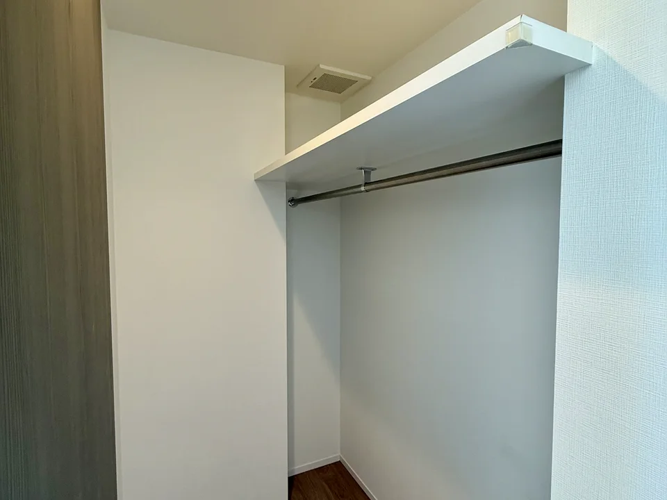 Walk in Closet