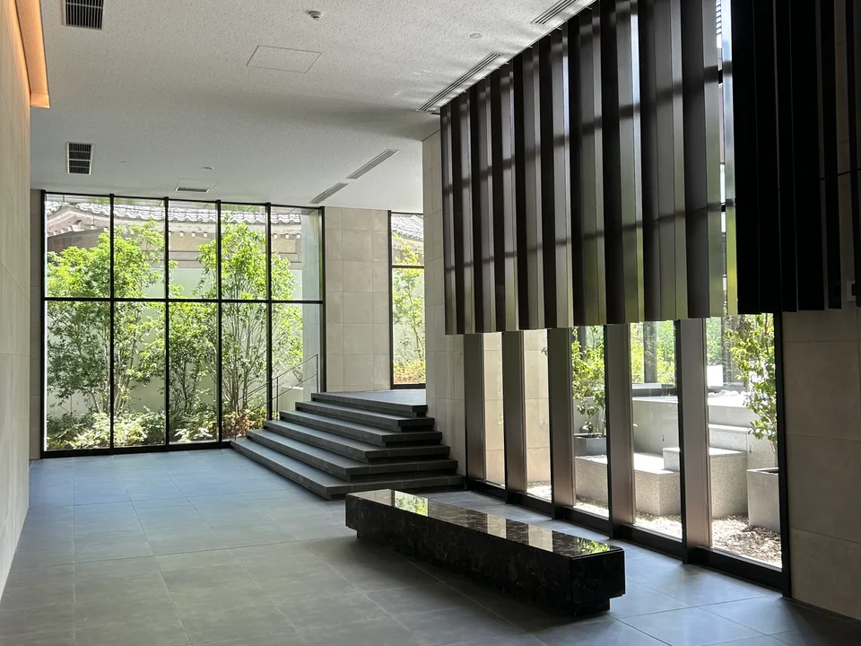 Shared Entrance